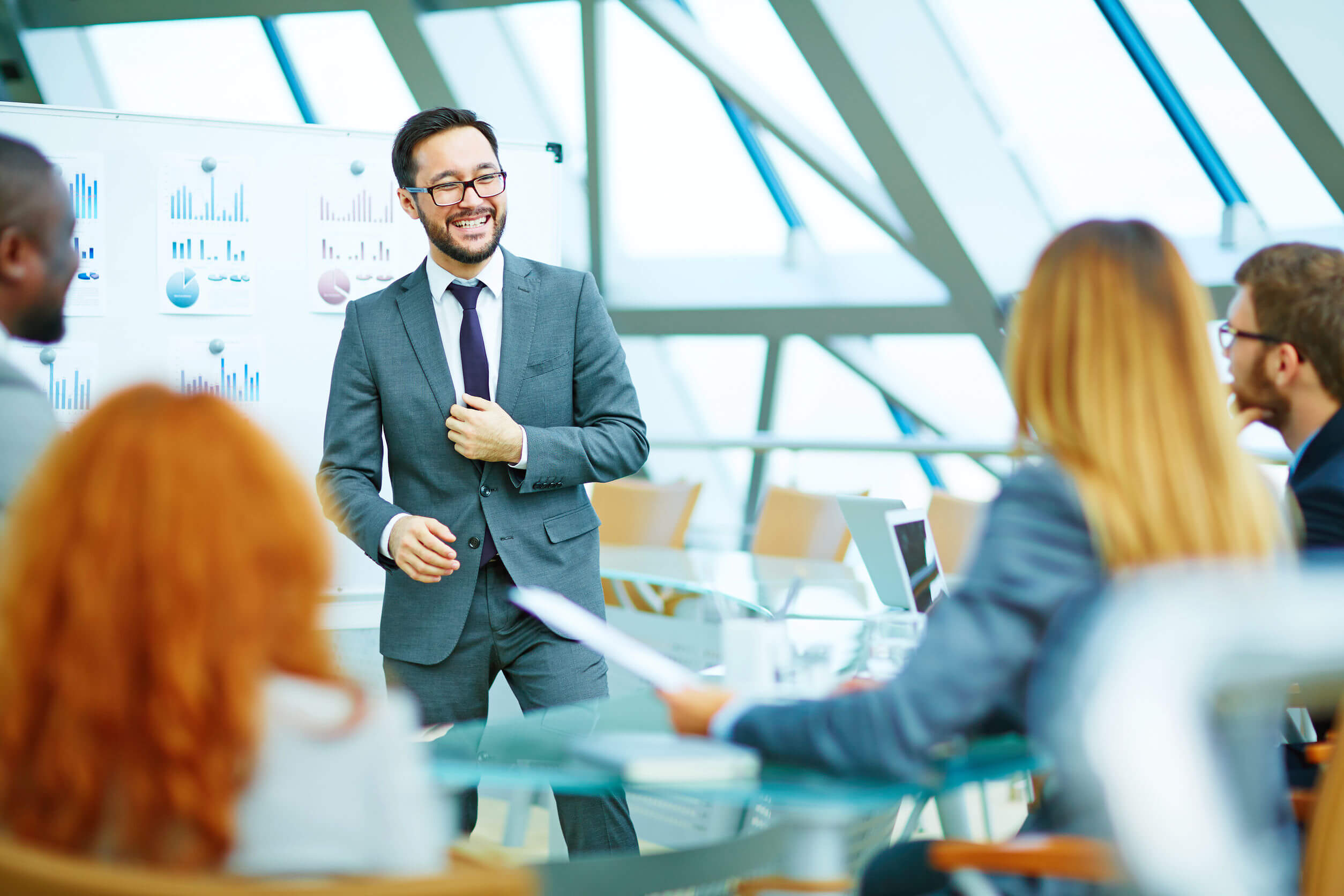 英語人材が企業で求められる理由 | グローバル人材の養成方法もあわせて解説